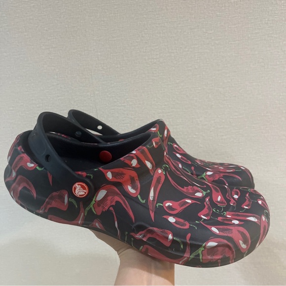 Crocs at Work Zueco Bistro Antideslizante Unisex Men 10 Women 12 Chili - Picture 2 of 10